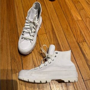 Convers Leather Chunky platform women’s sz 8 high top sneakers ankle boots